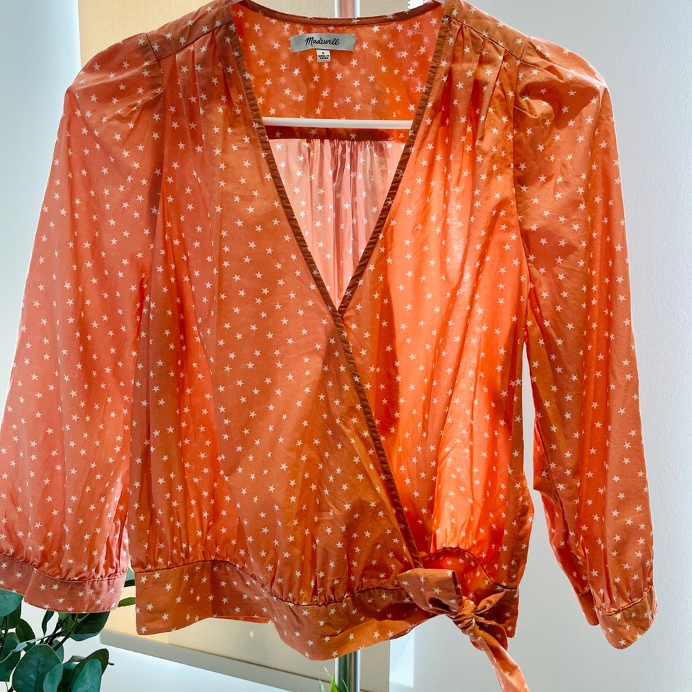 Madewell wrap top in star scatter size S